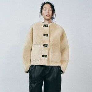 Zara Faux Fur Jacket ZW Collection – Ecru – Size Small – Metal Button Closure